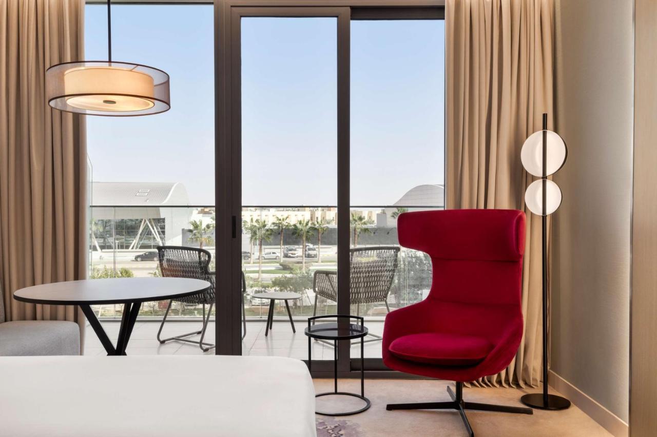Radisson Blu Hotel Riyadh Convention And Exhibition Center Luaran gambar A room at the hotel