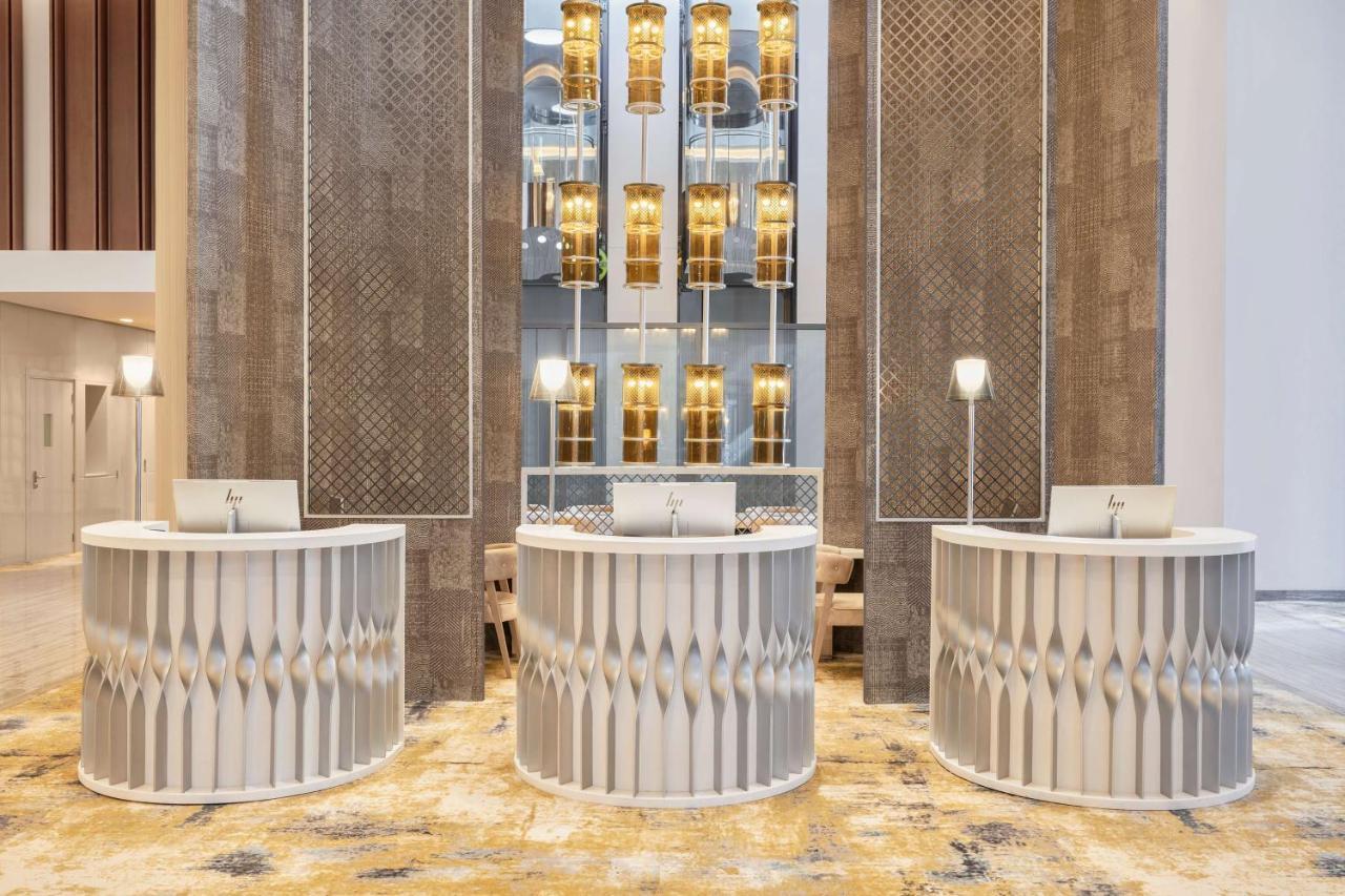 Radisson Blu Hotel Riyadh Convention And Exhibition Center Luaran gambar The hotel's lobby