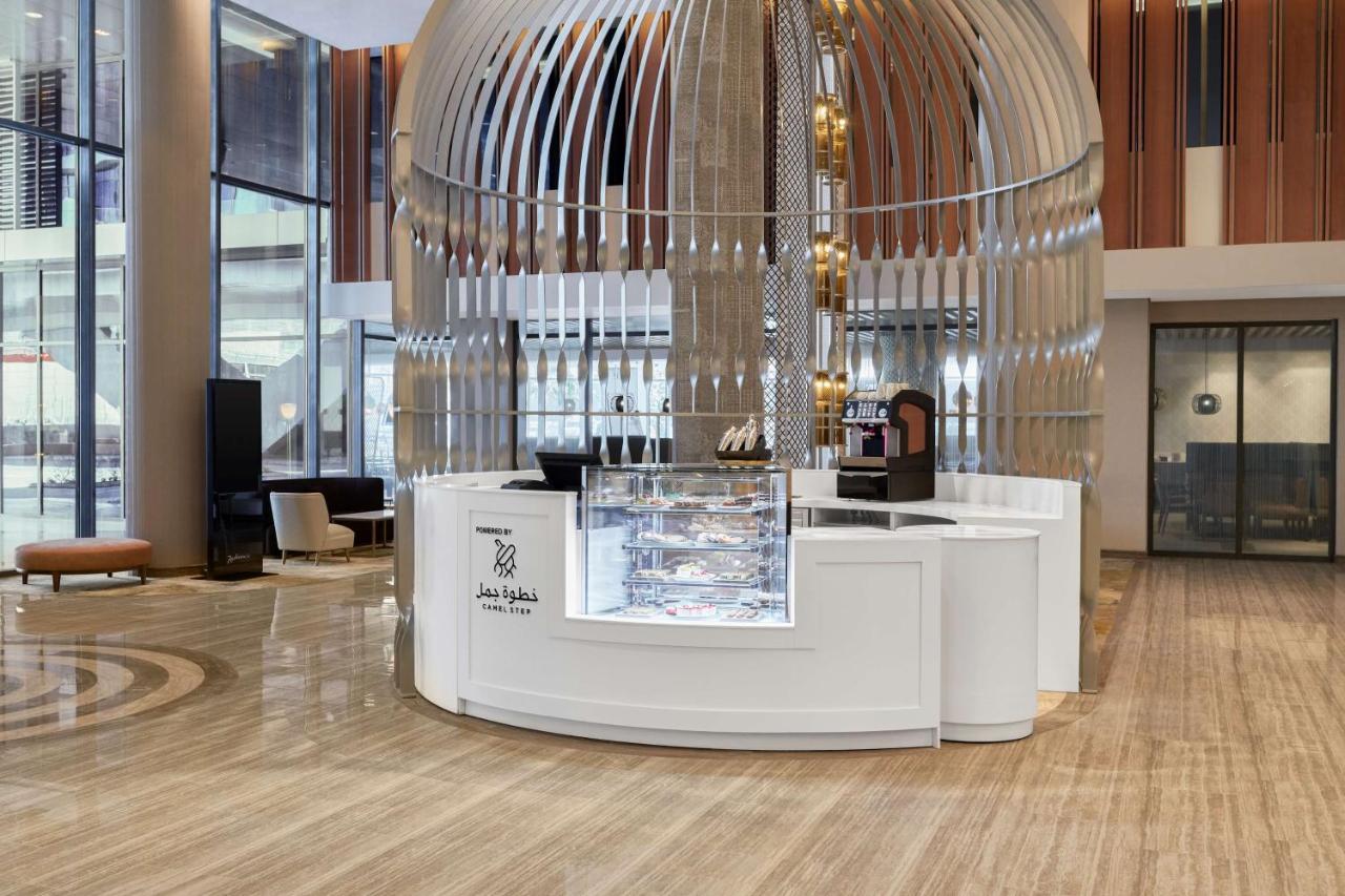 Radisson Blu Hotel Riyadh Convention And Exhibition Center Luaran gambar The lobby of the hotel