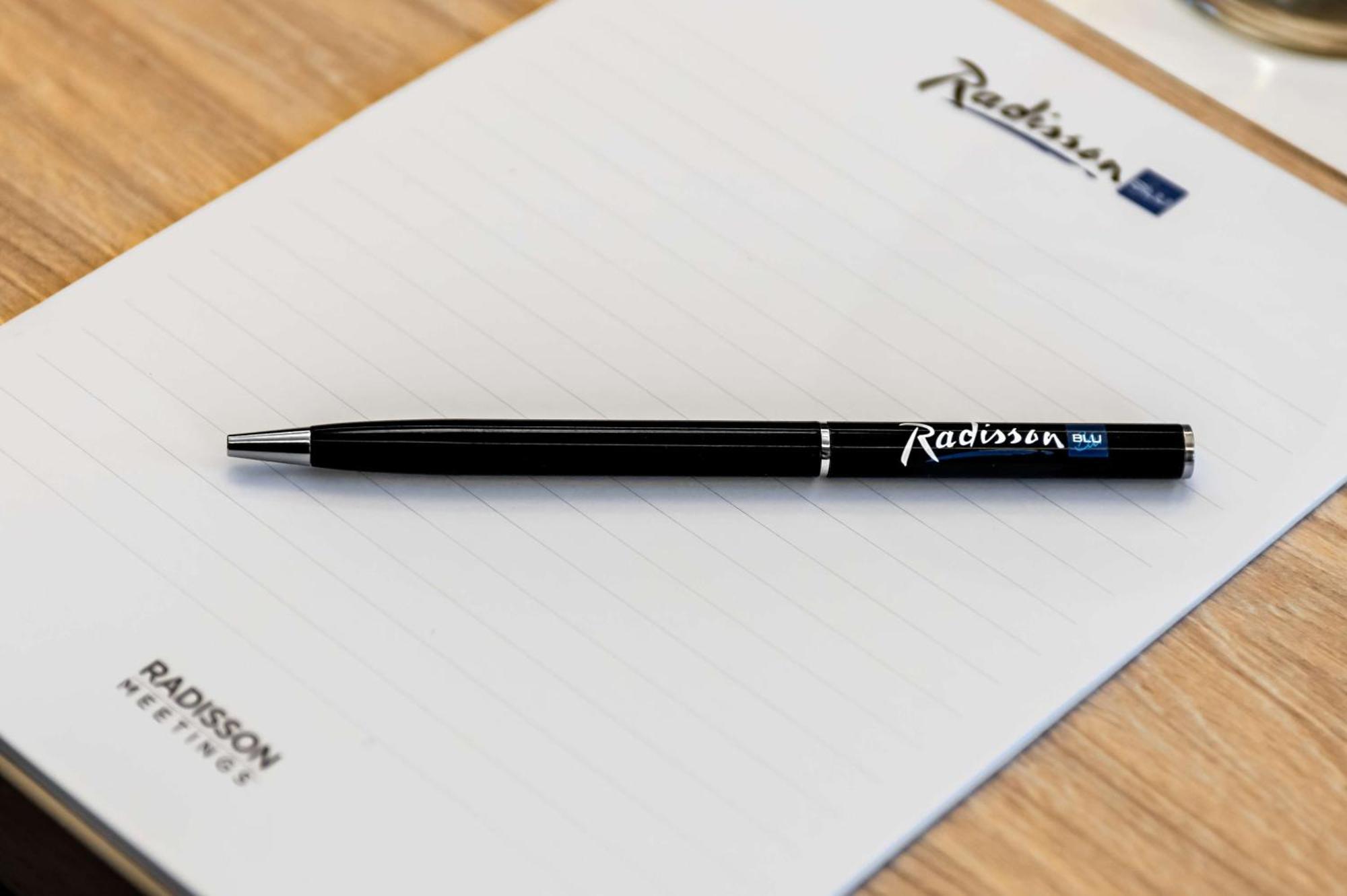 Radisson Blu Hotel Riyadh Convention And Exhibition Center Luaran gambar Radisson stationery